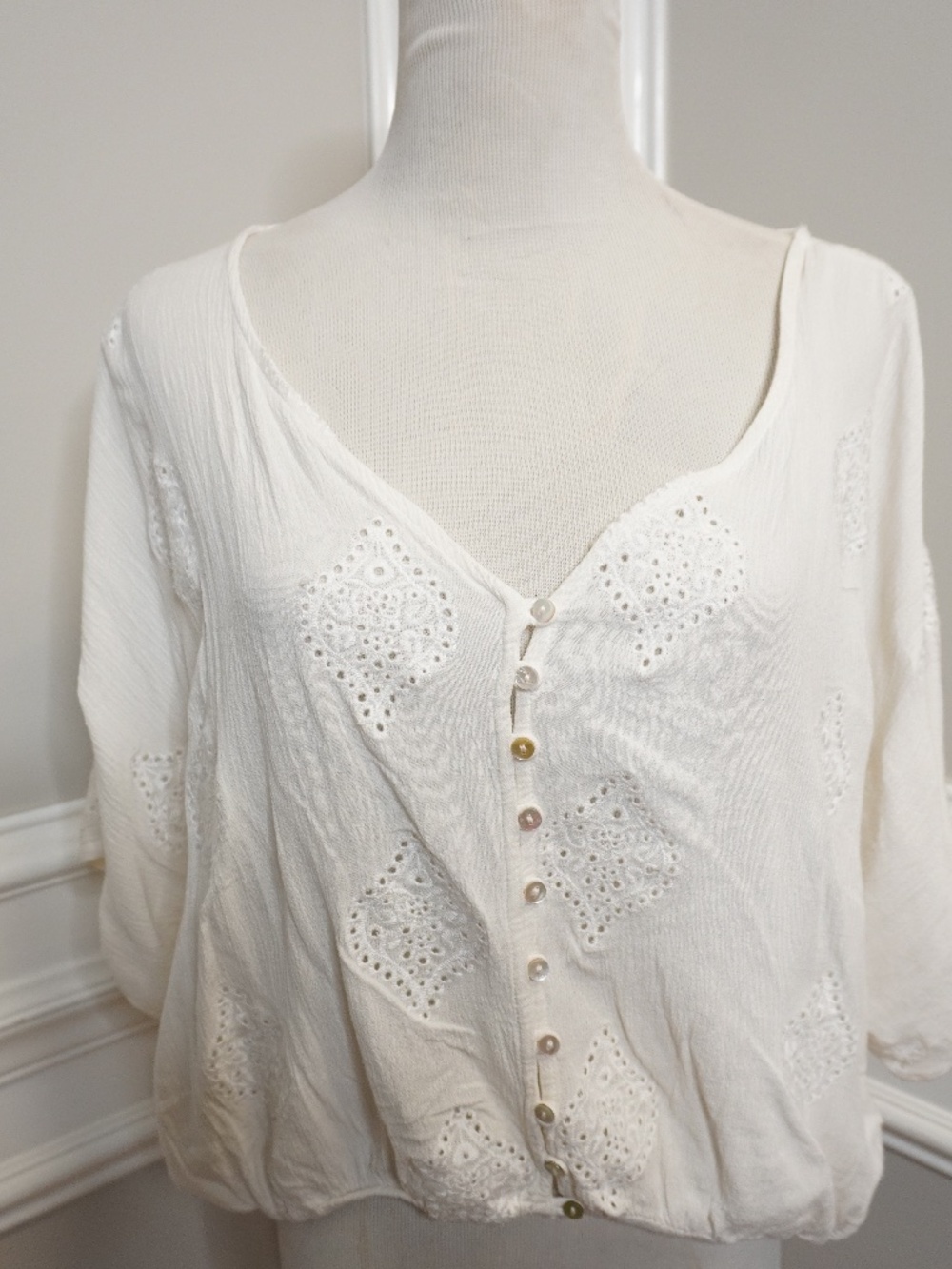 Angie Women's Embroidered Button-Down Long Sleeve Flowy Top, Size L